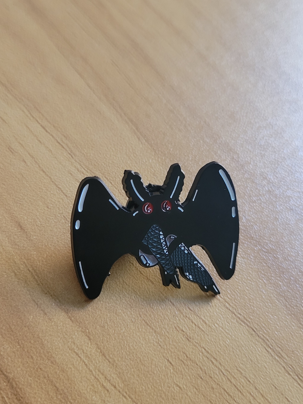 🍁NEW🍁Black Mothman Enamel Brooch - Stylish Bat Pin